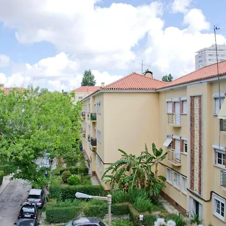 شقة Apartamento Ensolarado E Acolhedor Lisboa